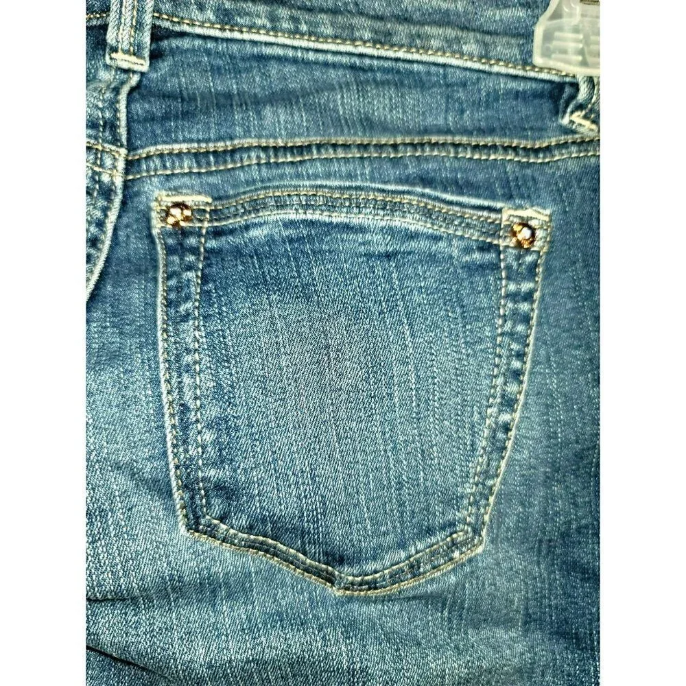 WHBM Crop Straight Leg Sequin Destressed Feel Beautiful Jean - Size 00